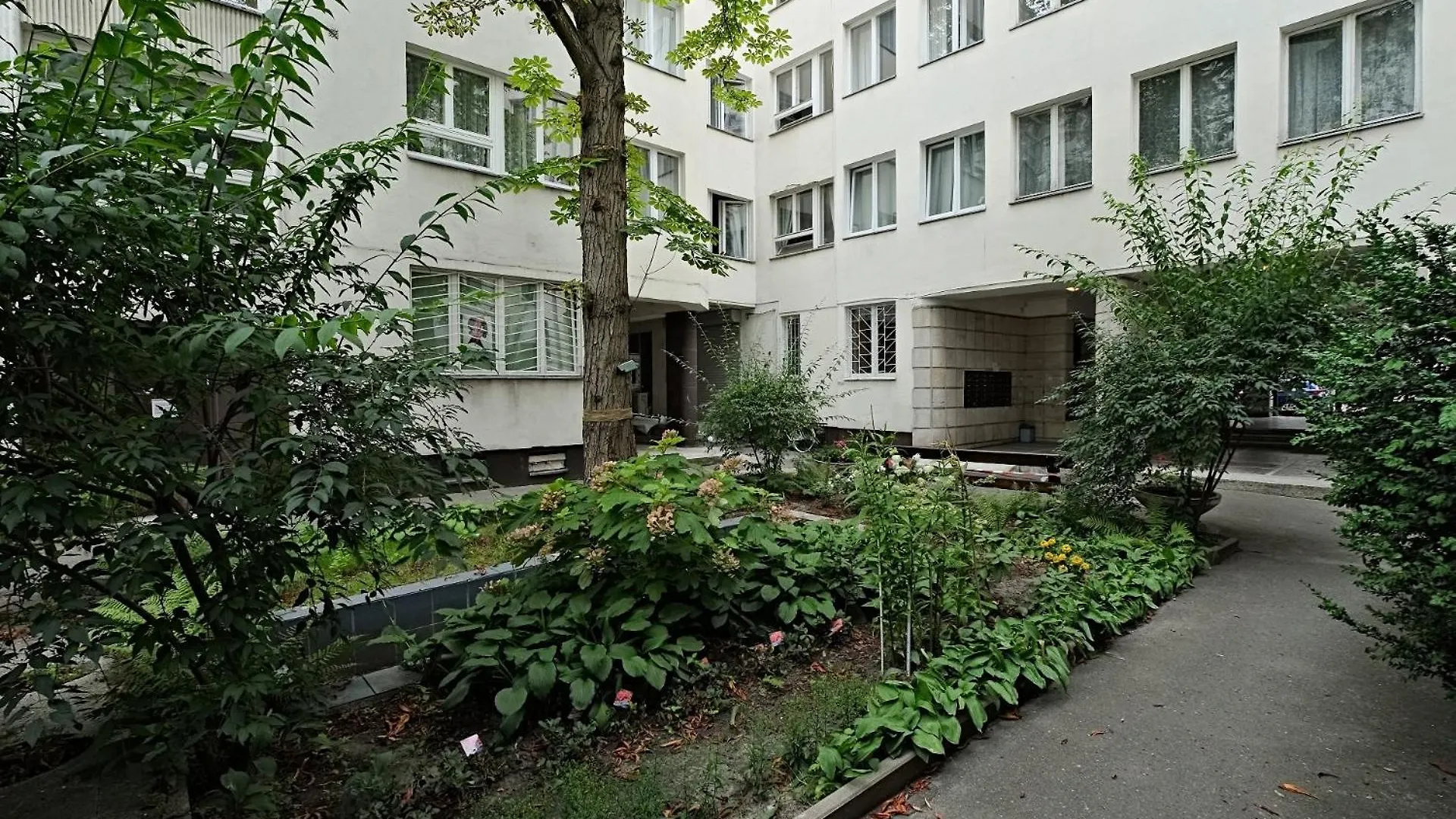 Urbannest - Wilcza 69 Apartment Warsaw